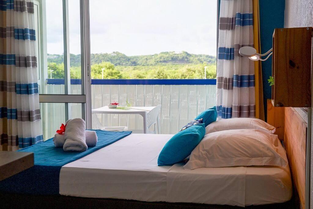 Le Calypso, Beachside Heaven Ле-Гозье Экстерьер фото